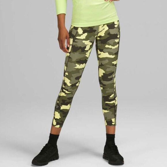 Lululemon 23” crop camo pocket leggings 12 - Picture 1 of 14